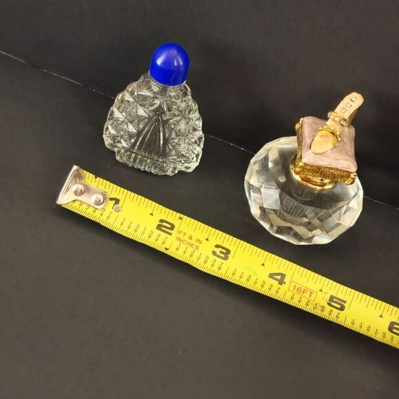 TWO Vintage crystal rhinestone perfume bottles - Picture 9 of 9